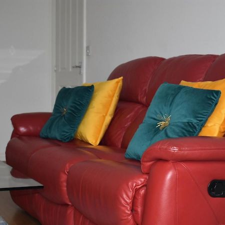 Classy Campbell Park Apartment, Balcony & Free Parking Milton Keynes Ngoại thất bức ảnh