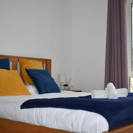 Classy Campbell Park Apartment, Balcony & Free Parking Milton Keynes Ngoại thất bức ảnh