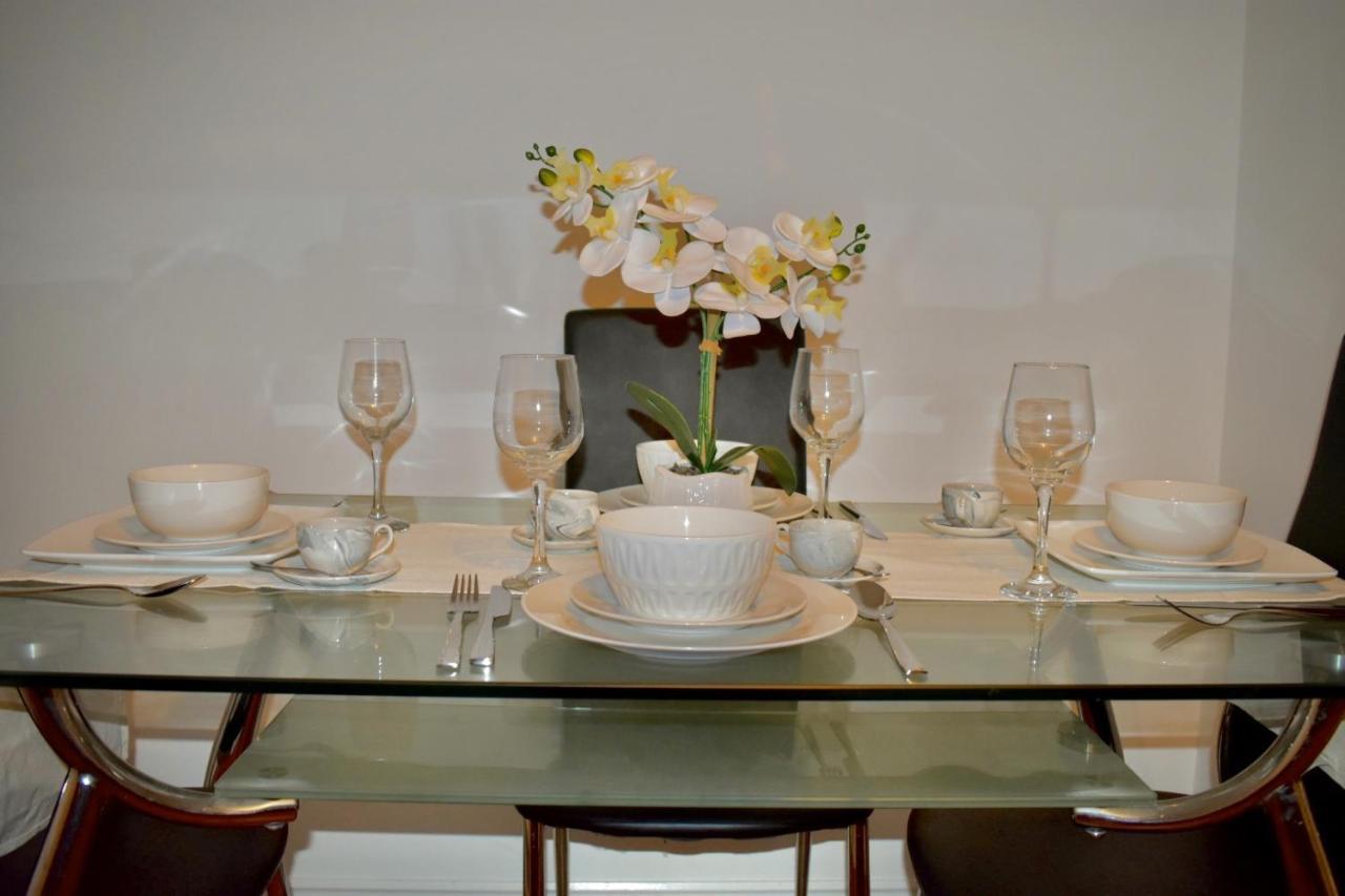 Classy Campbell Park Apartment, Balcony & Free Parking Milton Keynes Ngoại thất bức ảnh