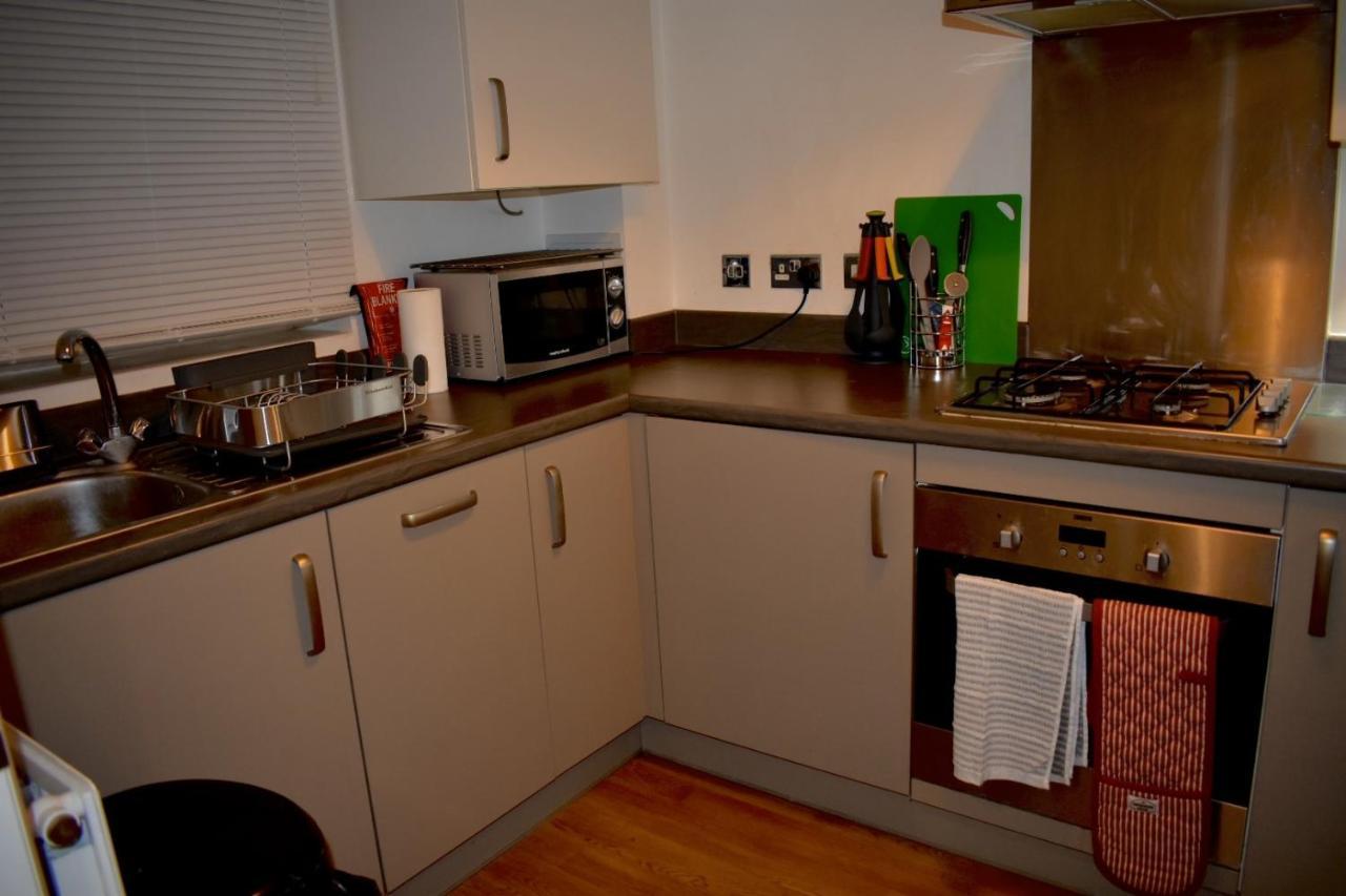 Classy Campbell Park Apartment, Balcony & Free Parking Milton Keynes Ngoại thất bức ảnh