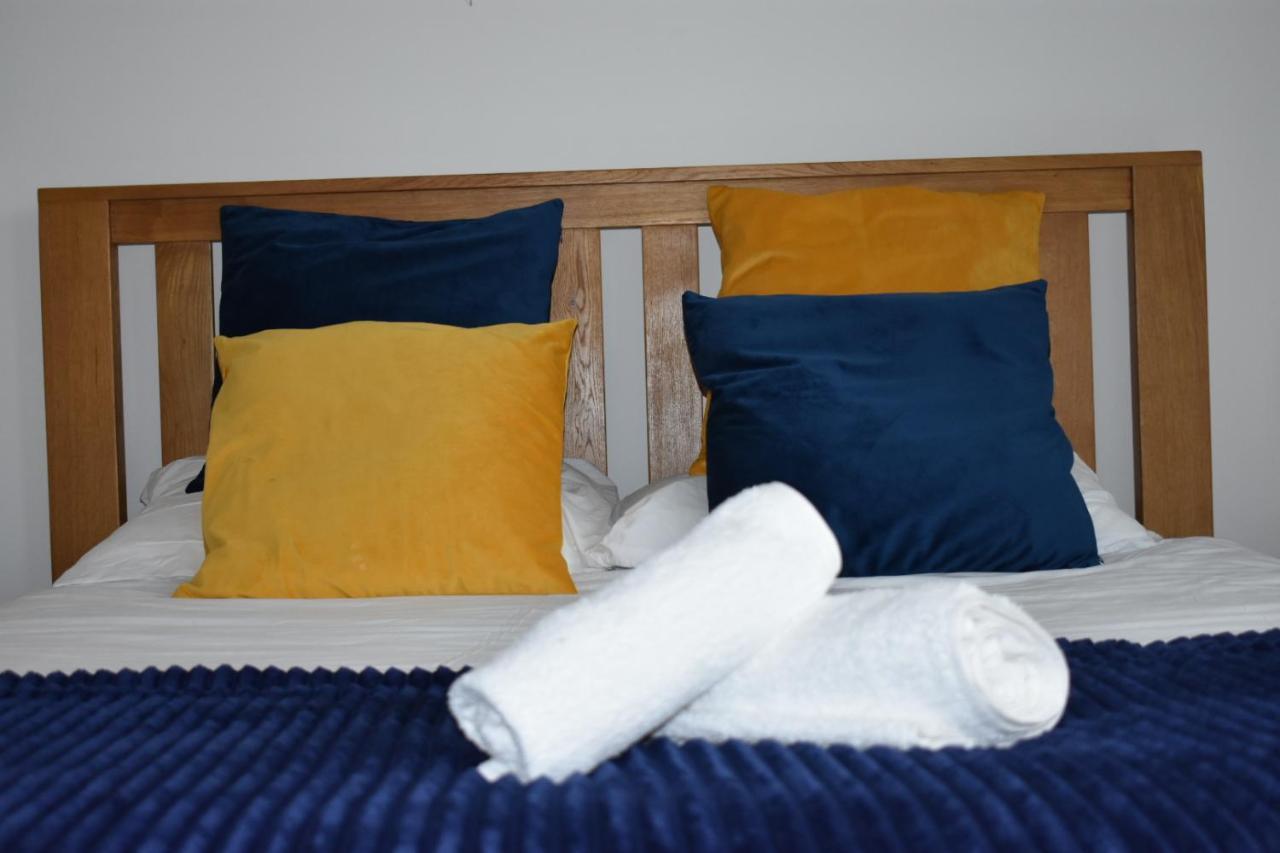 Classy Campbell Park Apartment, Balcony & Free Parking Milton Keynes Ngoại thất bức ảnh